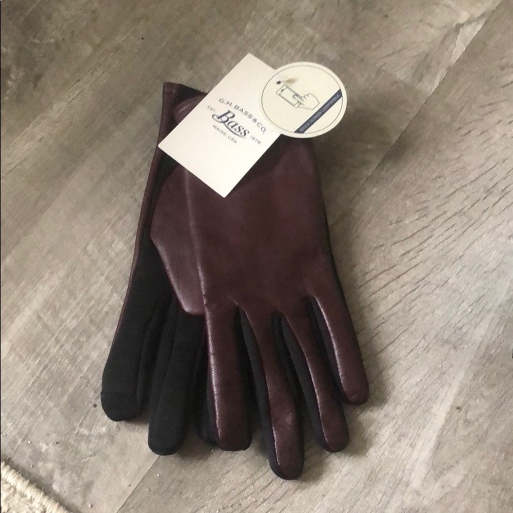 Bass Leather Touch Screen Gloves